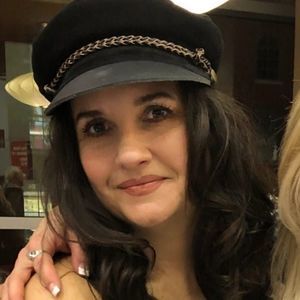 Meet your Posher, Candy